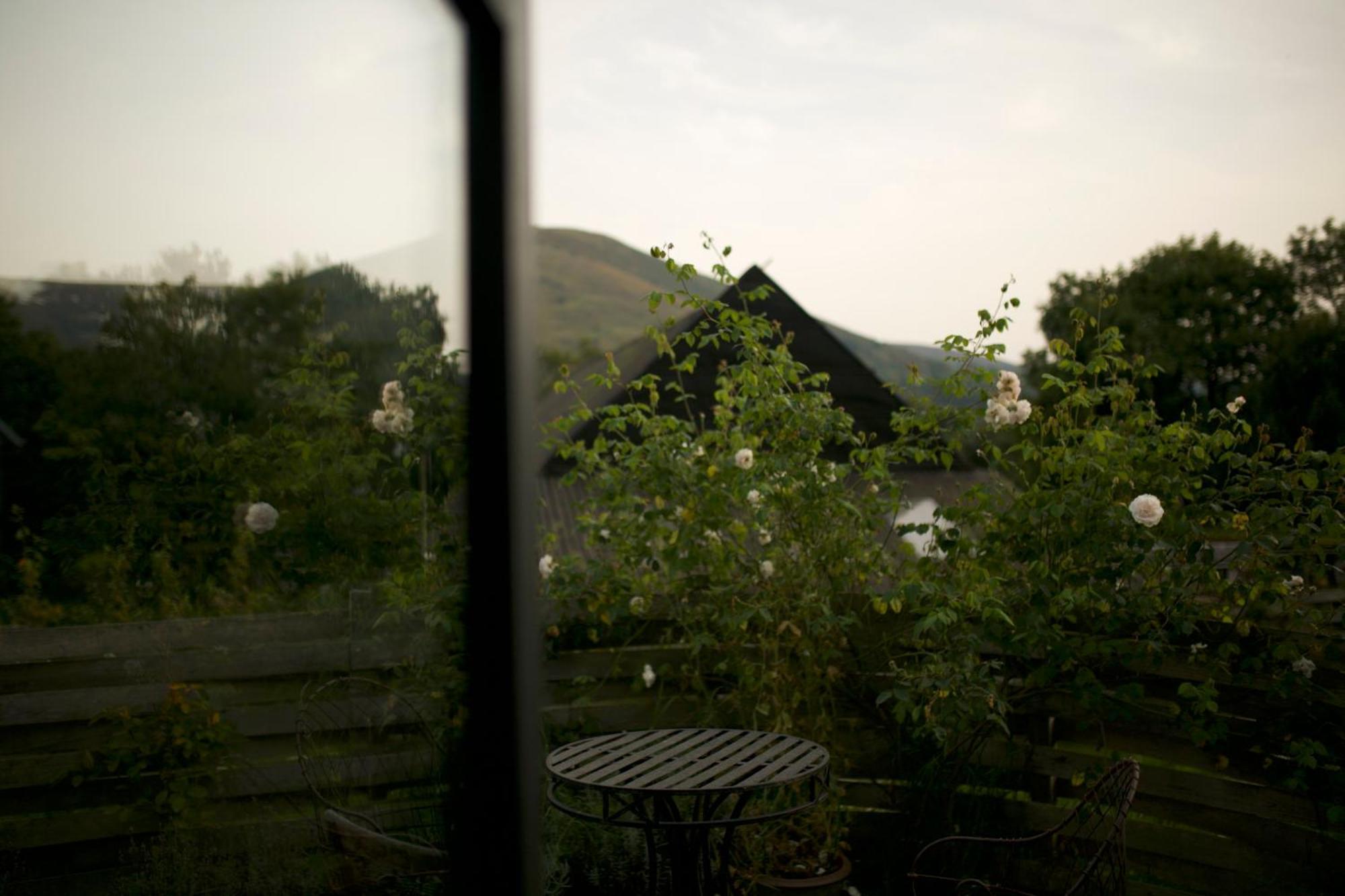 Two Unique Cabins Wrapped In Beautiful Welsh Scenery Presteigne Екстериор снимка